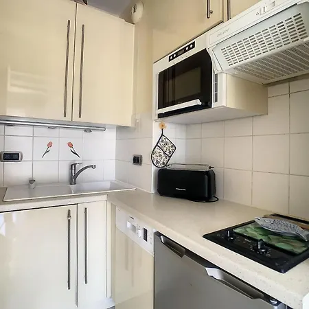 - 2 Pieces Quartier Palm * Cannes